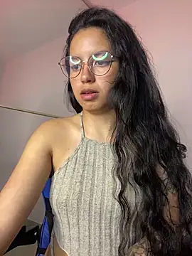 Rosita forever  online show from November 29, 2025, 2:44 am