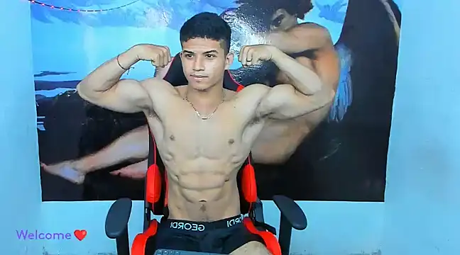 oliver thompsson7 online show from December 20, 2024, 2:48 pm