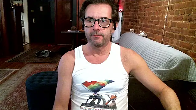 Snapshot of Johnny_Bottoms chatting on February 14, 2026, 2:28 pm Johnny Bottoms online show from February 14, 2026, 2:28 pm
