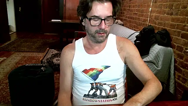 Snapshot of Johnny_Bottoms chatting on January 10, 2026, 3:40 pm Johnny Bottoms online show from January 10, 2026, 3:40 pm
