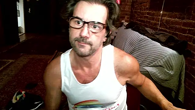 Snapshot of Johnny_Bottoms chatting on December 20, 2025, 3:09 am Johnny Bottoms online show from December 20, 2025, 3:09 am