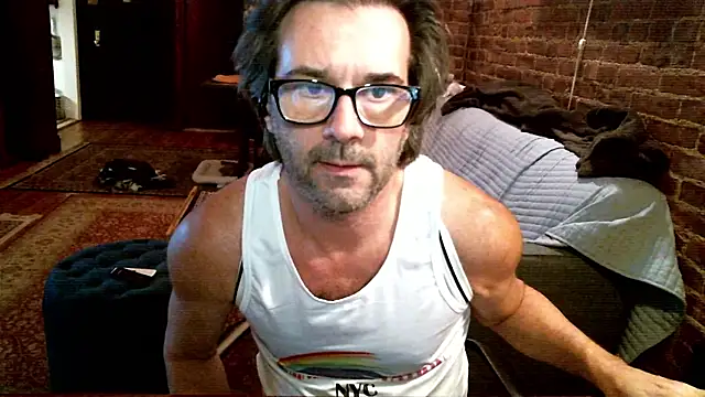 Snapshot of Johnny_Bottoms chatting on January 18, 2026, 10:35 pm Johnny Bottoms online show from January 18, 2026, 10:35 pm