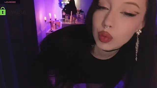 Snapshot of MoranaMissGod chatting on January 17, 2026, 1:53 am MoranaMissGod online show from January 17, 2026, 1:53 am