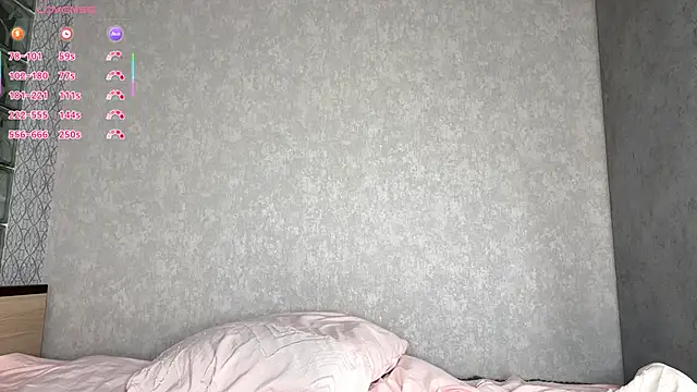 Snapshot of LilianGrindle chatting on February 22, 2026, 7:15 pm LilianGrindle online show from February 22, 2026, 7:15 pm