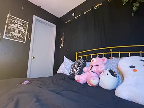 Spacetrvin online show from January 8, 2025, 2:35 am