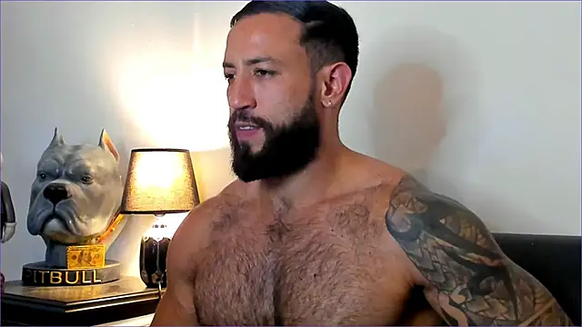 Snapshot of BradLeon_ chatting on October 29, 2025, 10:09 pm BradLeon online show from October 29, 2025, 10:09 pm