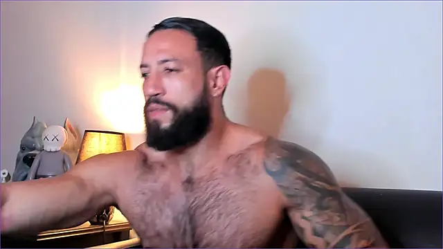 Snapshot of BradLeon_ chatting on November 21, 2025, 10:20 pm BradLeon online show from November 21, 2025, 10:20 pm