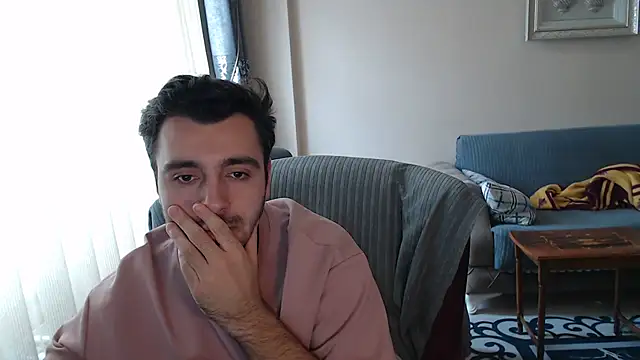 handsomeee04 online show from October 23, 2025, 12:48 pm