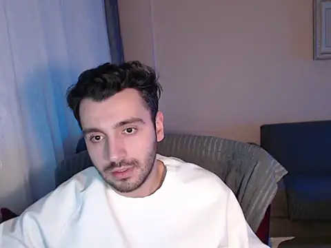 handsomeee04 online show from December 2, 2025, 10:22 pm