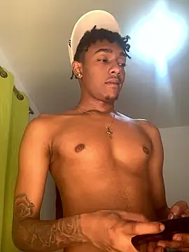 Snapshot of Boy_cock18 chatting on January 9, 2026, 6:09 am Boy cock18 online show from January 9, 2026, 6:09 am