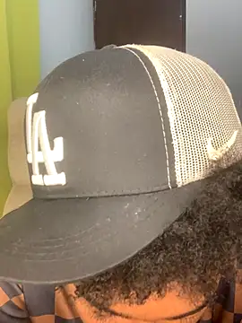 Boy cock18 online show from October 11, 2025, 7:20 am