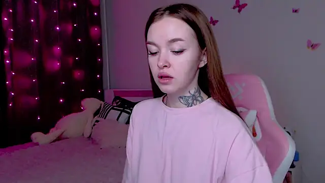 Snapshot of Naughty_Mable chatting on November 28, 2025, 12:44 am Naughty Mable online show from November 28, 2025, 12:44 am