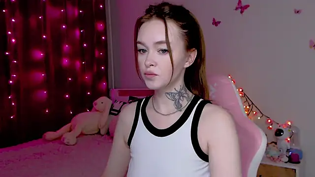 Snapshot of Naughty_Mable chatting on November 16, 2025, 12:26 am Naughty Mable online show from November 16, 2025, 12:26 am