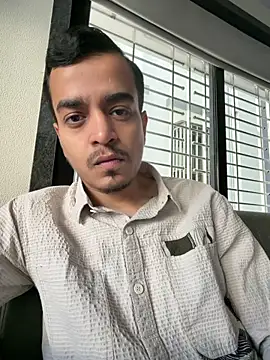 J JEN5 online show from February 27, 2026, 11:43 am