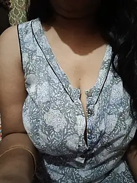Snapshot of Soniya_444 chatting on July 30, 2026, 6:07 pm Soniya 444 online show from July 30, 2026, 6:07 pm