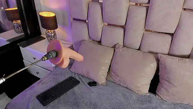 Snapshot of Iliy__ chatting on February 17, 2025, 2:38 pm Iliy online show from February 17, 2025, 2:38 pm