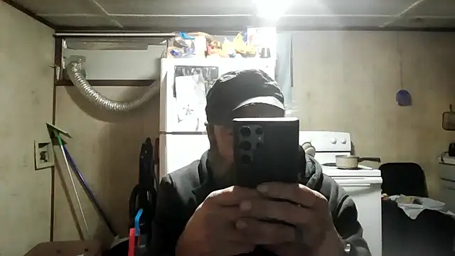 Snapshot of zaneporter46 chatting on January 11, 2026, 2:40 am zaneporter46 online show from January 11, 2026, 2:40 am