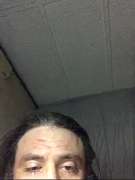 Snapshot of zaneporter46 chatting on February 4, 2026, 9:04 am zaneporter46 online show from February 4, 2026, 9:04 am