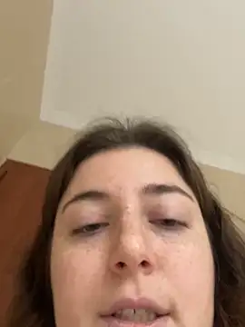 Snapshot of kate_nicepops765432 chatting on January 4, 2025, 11:22 am kate nicepops765432 online show from January 4, 2025, 11:22 am