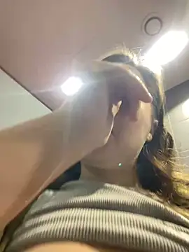 Snapshot of kate_nicepops765432 chatting on January 10, 2025, 8:18 am kate nicepops765432 online show from January 10, 2025, 8:18 am