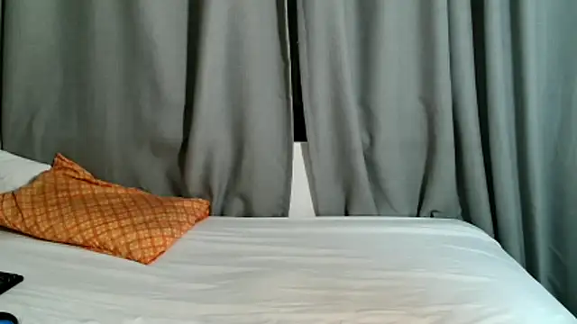 EROTIC BARBIE28 online show from April 9, 2026, 4:14 am