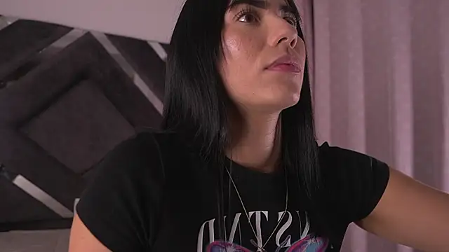 Snapshot of sam_lewins chatting on October 3, 2025, 7:15 pm sam lewins online show from October 3, 2025, 7:15 pm