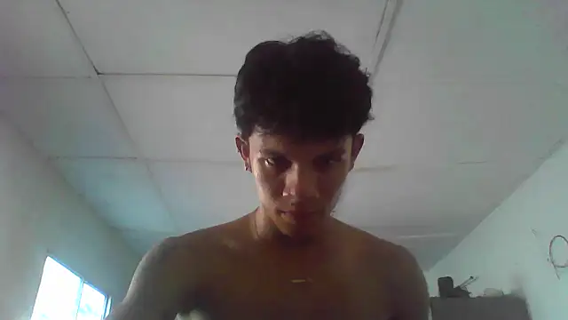 Snapshot of andy_dan18 chatting on September 15, 2025, 8:09 pm andy dan18 online show from September 15, 2025, 8:09 pm