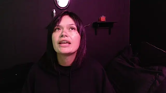 rousstattoo online show from December 19, 2025, 3:21 am