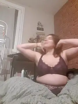 Snapshot of Heleneecesmecs2 chatting on February 19, 2025, 9:03 pm Heleneecesmecs2 online show from February 19, 2025, 9:03 pm