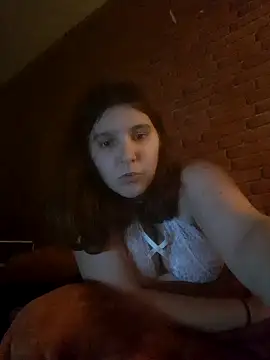 Snapshot of Heleneecesmecs2 chatting on February 10, 2025, 10:30 pm Heleneecesmecs2 online show from February 10, 2025, 10:30 pm