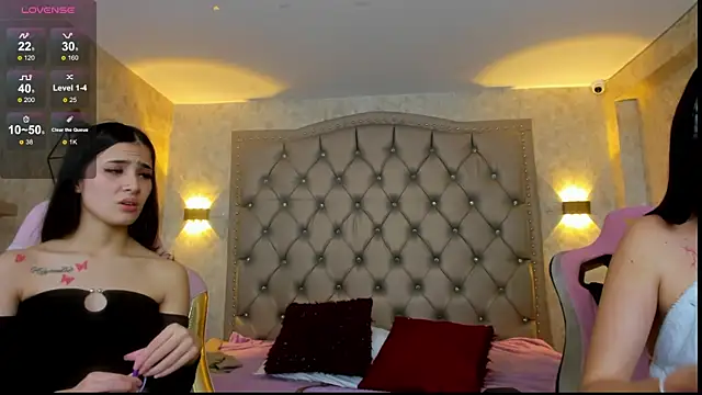 Snapshot of nairea_angels chatting on March 15, 2025, 12:24 pm nairea angels online show from March 15, 2025, 12:24 pm