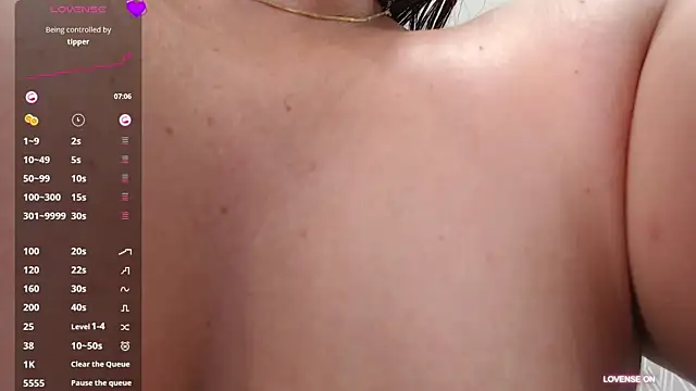 MommyHelpsmee online show from March 11, 2025, 8:19 am