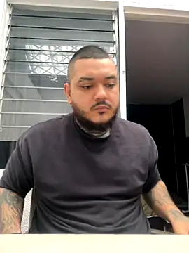 Snapshot of El_Titan1998 chatting on November 29, 2025, 1:00 pm El Titan1998 online show from November 29, 2025, 1:00 pm