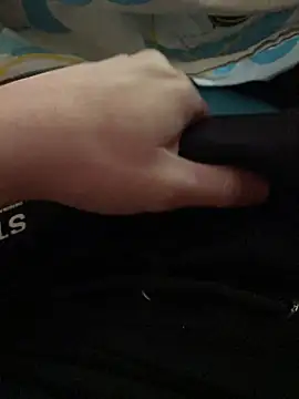 Snapshot of Dvddd chatting on April 4, 2026, 2:56 pm Dvddd online show from April 4, 2026, 2:56 pm