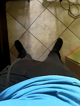 Snapshot of Dvddd chatting on November 5, 2025, 11:35 am Dvddd online show from November 5, 2025, 11:35 am