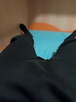 Snapshot of Dvddd chatting on February 28, 2026, 5:45 pm Dvddd online show from February 28, 2026, 5:45 pm