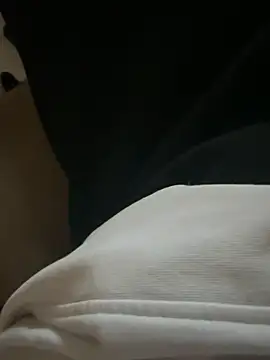 Snapshot of Dvddd chatting on November 8, 2025, 2:53 pm Dvddd online show from November 8, 2025, 2:53 pm