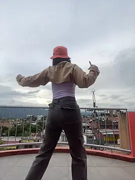 BlueStoneX online show from November 16, 2025, 10:02 pm