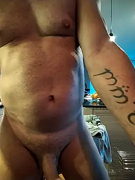 kevincumporn online show from May 12, 2026, 3:14 am