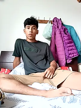 Snapshot of Andres123cv chatting on November 23, 2025, 4:50 pm Andres123cv online show from November 23, 2025, 4:50 pm