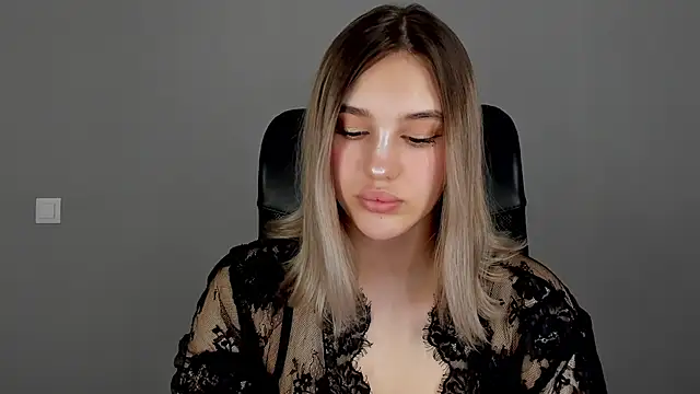 AngelicaKleee online show from February 17, 2025, 1:58 am