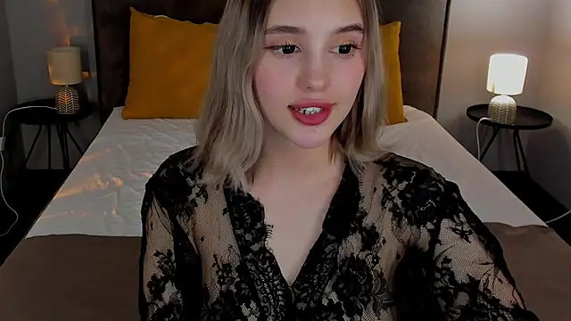 AngelicaKleee online show from February 5, 2025, 8:11 am