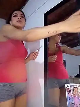 Snapshot of BlakeandRouse chatting on December 21, 2025, 8:31 pm BlakeandRouse online show from December 21, 2025, 8:31 pm