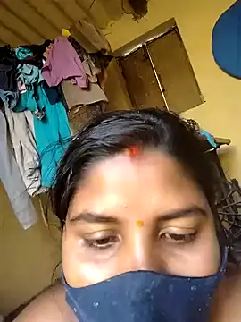 Snapshot of sweet_suman chatting on March 8, 2025, 7:49 am sweet suman online show from March 8, 2025, 7:49 am