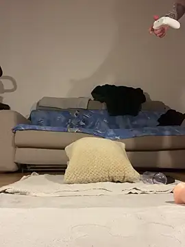 D3V0Z online show from February 7, 2025, 11:13 pm