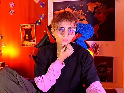 Snapshot of The_Princematt chatting on April 21, 2026, 7:53 pm The Princematt online show from April 21, 2026, 7:53 pm