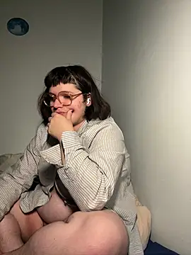 Snapshot of _dwhorekin_ chatting on September 25, 2025, 8:37 pm dwhorekin online show from September 25, 2025, 8:37 pm