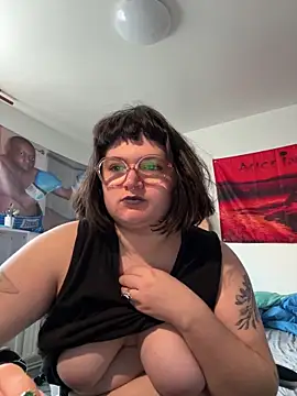 Snapshot of _dwhorekin_ chatting on September 14, 2025, 8:37 am dwhorekin online show from September 14, 2025, 8:37 am