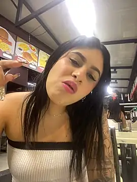 Snapshot of Lexi_Belle_ chatting on February 10, 2025, 4:19 am Lexi Belle online show from February 10, 2025, 4:19 am