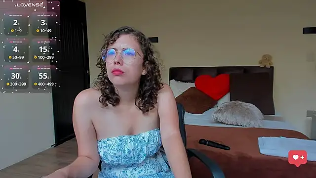 Snapshot of TORALAY chatting on January 18, 2026, 3:26 pm TORALAY online show from January 18, 2026, 3:26 pm